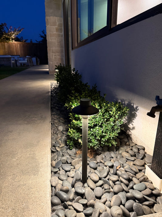 Petite Aluminum Pathway Light